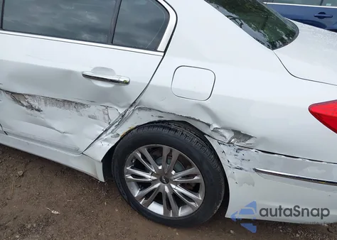 2012 Hyundai Genesis 3.8 z USA, uszkodzony, nr VIN KMHGC4DD1CU151805